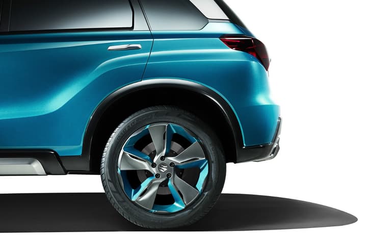New Suzuki iV-4 concept SUV photo gallery